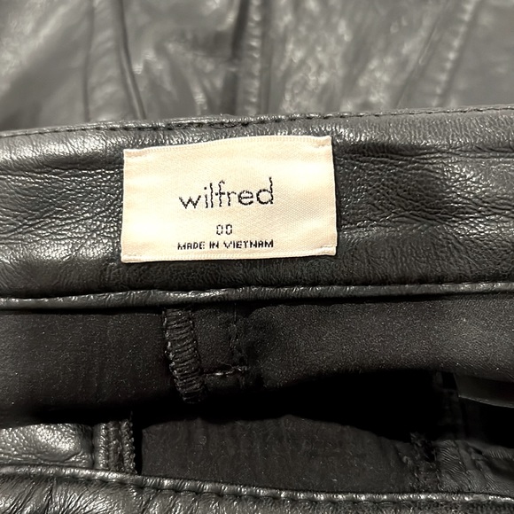 Wilfred Melina Vegan Leather pants. - Picture 8 of 9